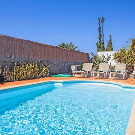 Naomi Vila Playa Blanca (Lanzarote)